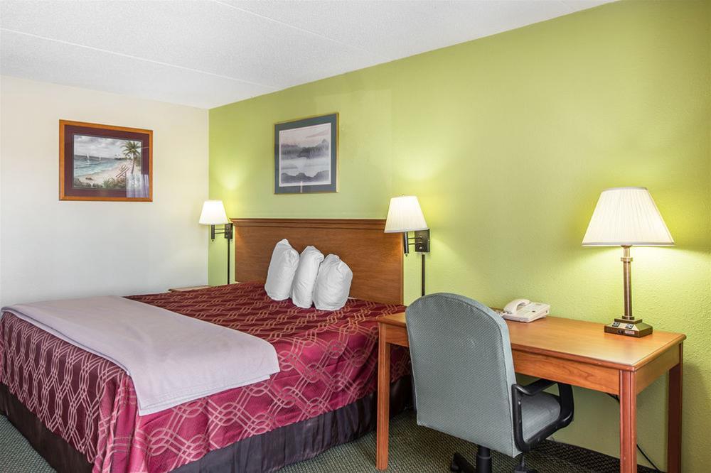Econo Lodge Knoxville Buitenkant foto