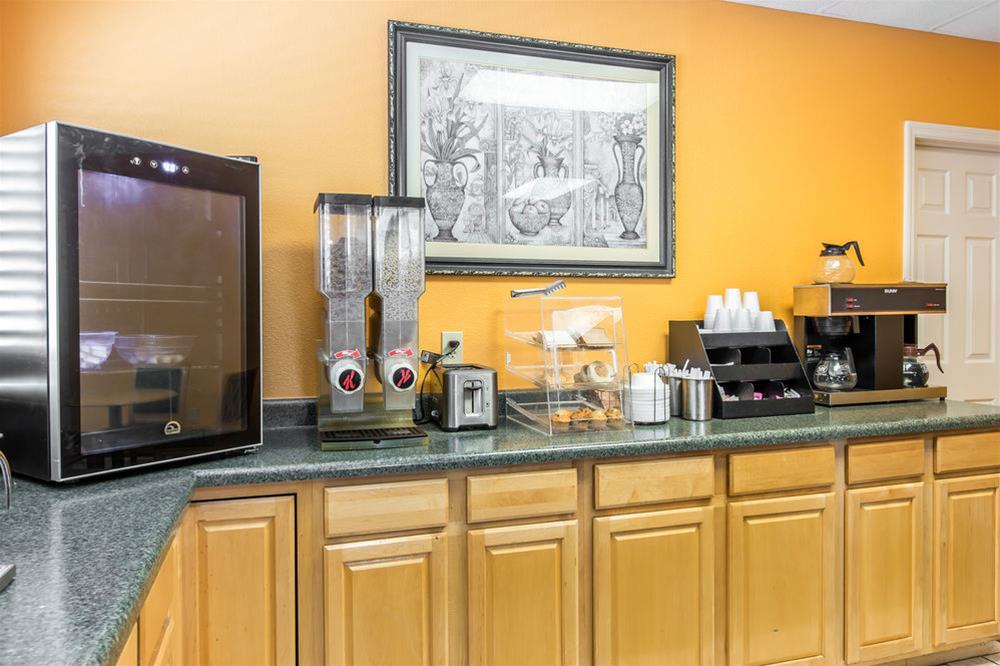 Econo Lodge Knoxville Buitenkant foto