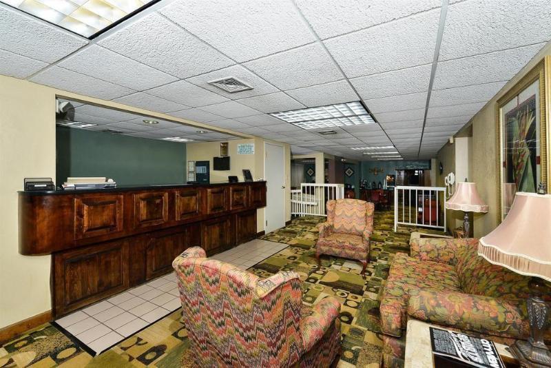 Econo Lodge Knoxville Buitenkant foto